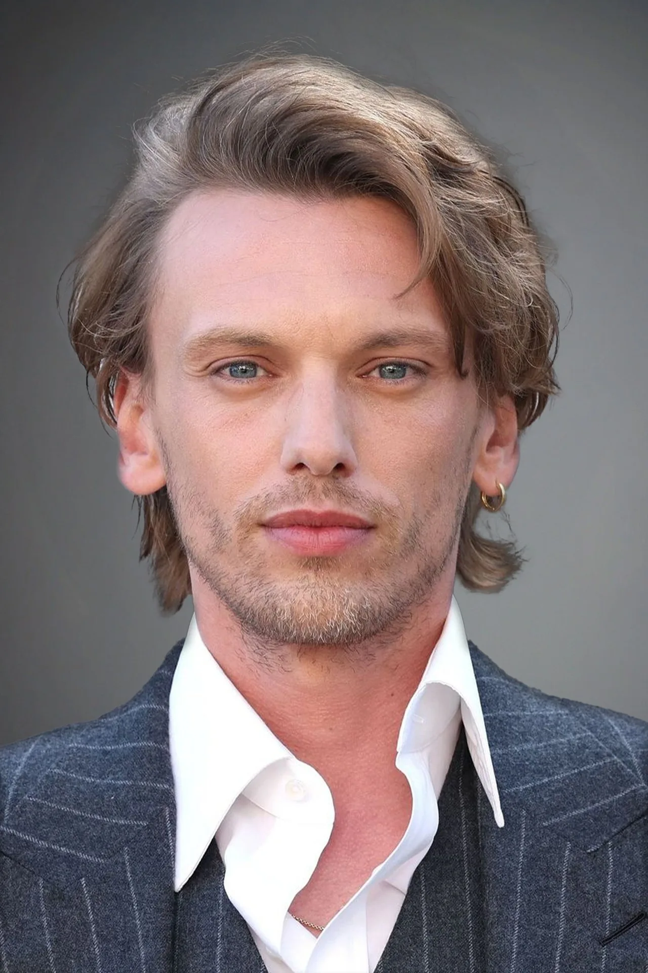 Imagem de Jamie Campbell Bower — Celeborn chega ao Rings of Power: quem é o elfo que Jamie Campbell Bow