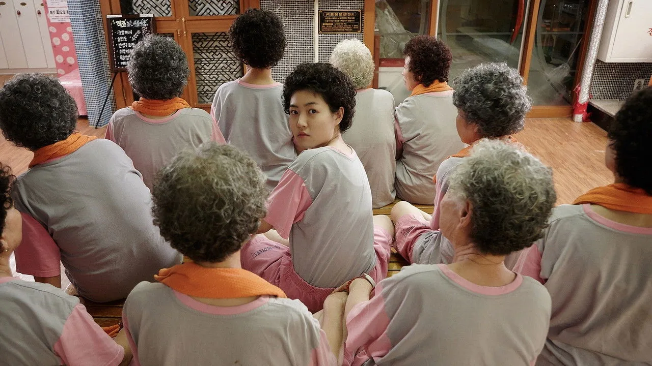 Imagem de Han Su A — Hello, Francesca: spin‑off ‘Next Seat, Francesca’ traz vampiros e nost