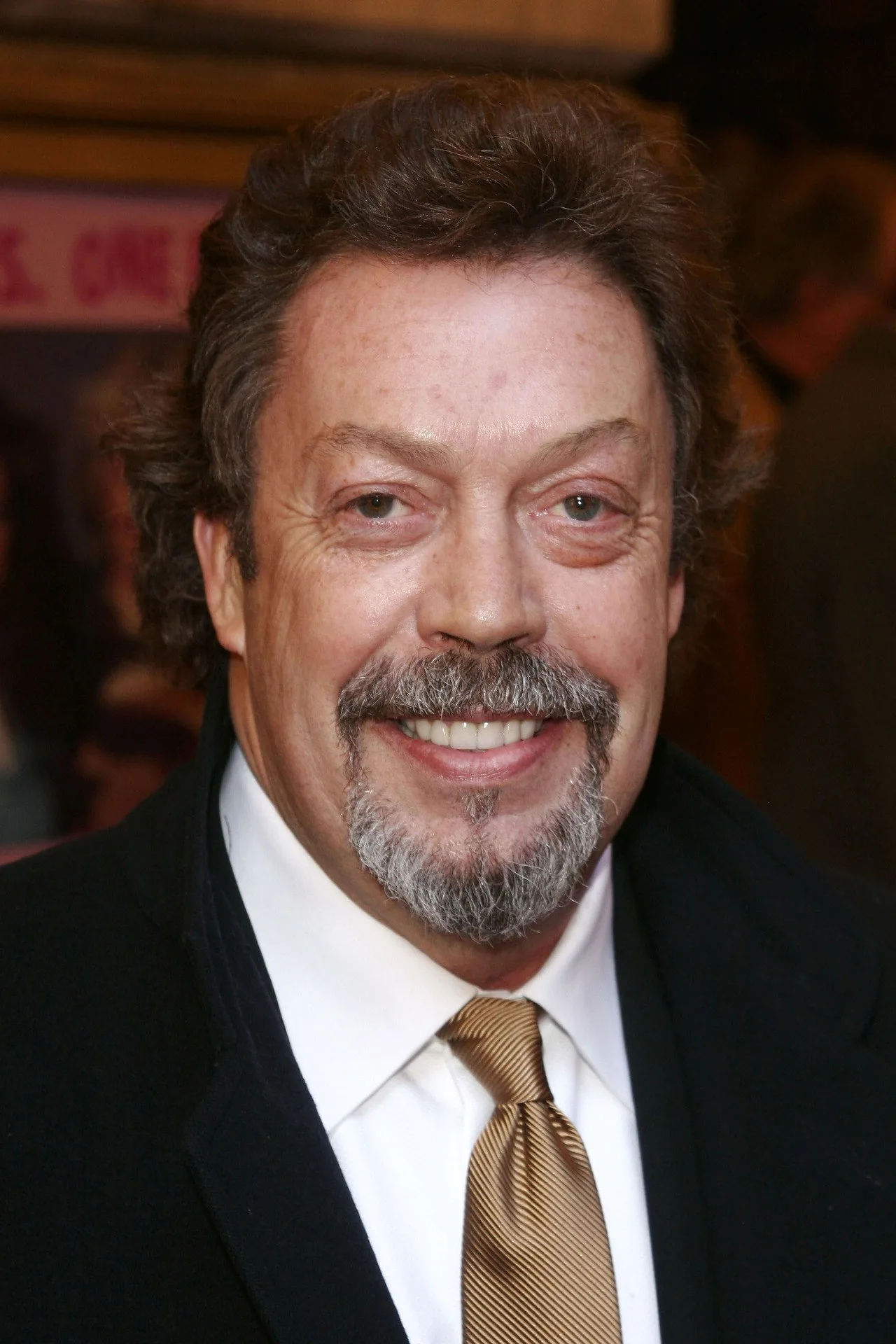Imagem de Tim Curry — Tim Curry em 'Legend' (1985): o vilão que redefiniu a fantasia dos ano