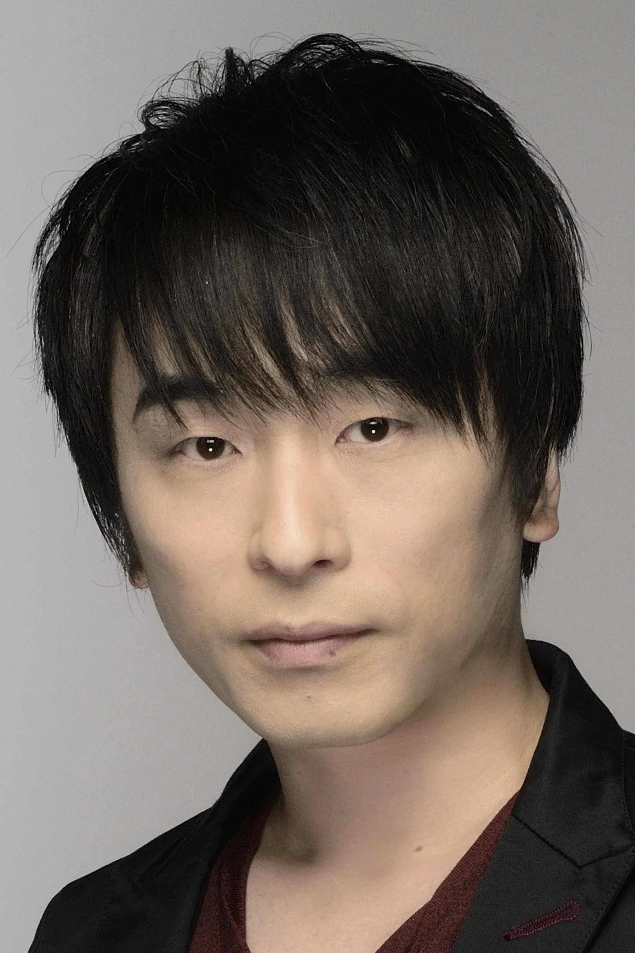 Imagem de Tomokazu Seki — Kagurabachi revela novo teaser e anuncia pai de Chihiro no elenco