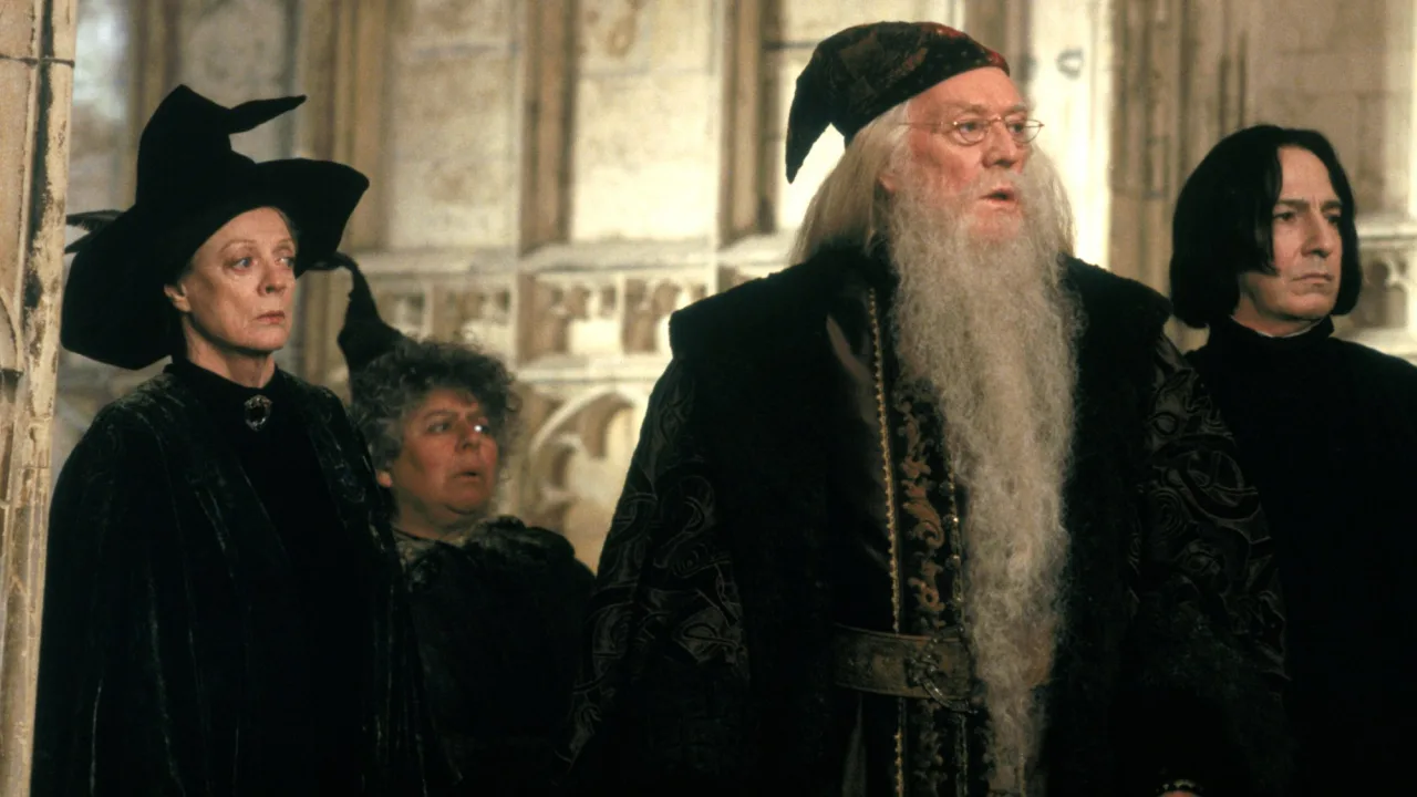 Imagem ilustrativa: Harry Potter: 7 páginas do roteiro de Snape saíram por US$ 22,6 mil — por que valem tanto?