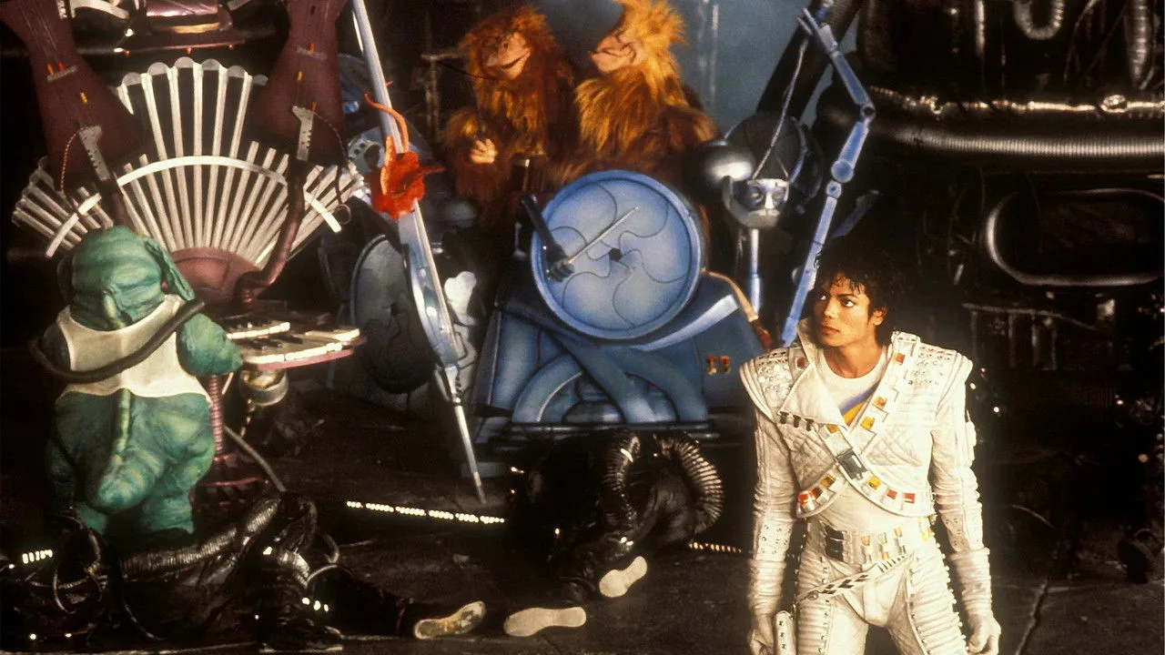 Imagem de Captain EO — Captain EO retorna? O que a plush do Fuzzball indica para o futuro da