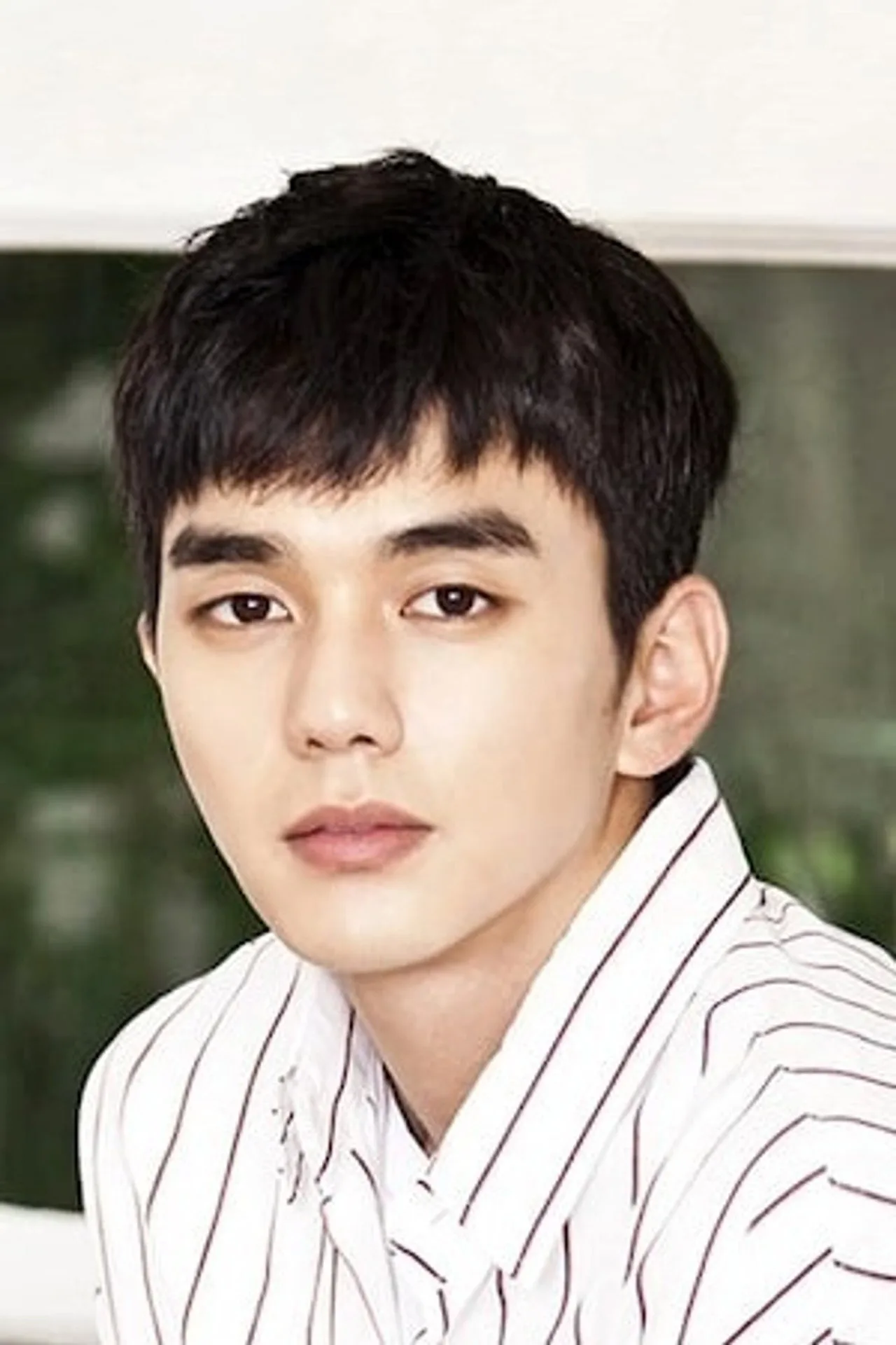 Imagem de Yoo Seung Ho — Yoo Seung Ho em Flex x Cop 2: o que revela seu lado sombrio?