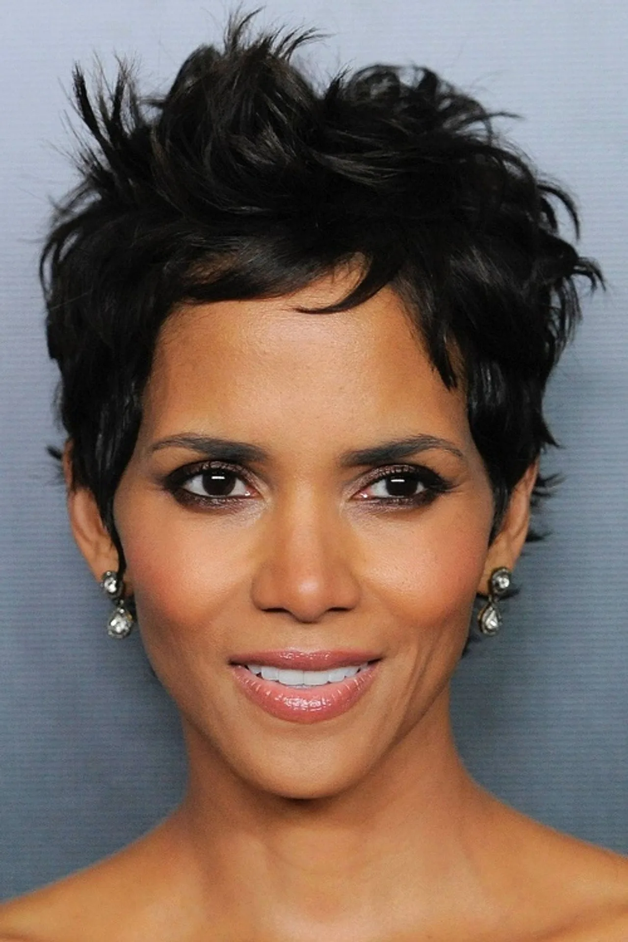 Imagem de Halle Berry — Catwoman 2004: Por que Halle Berry não pôde usar Selina Kyle
