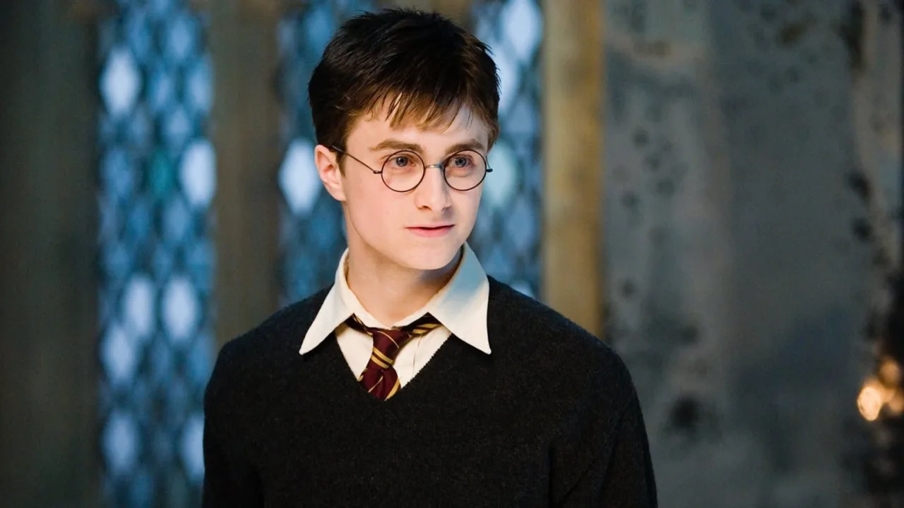 Imagem ilustrativa: Peeves volta ao Harry Potter: como o poltergeist muda a trama da HBO