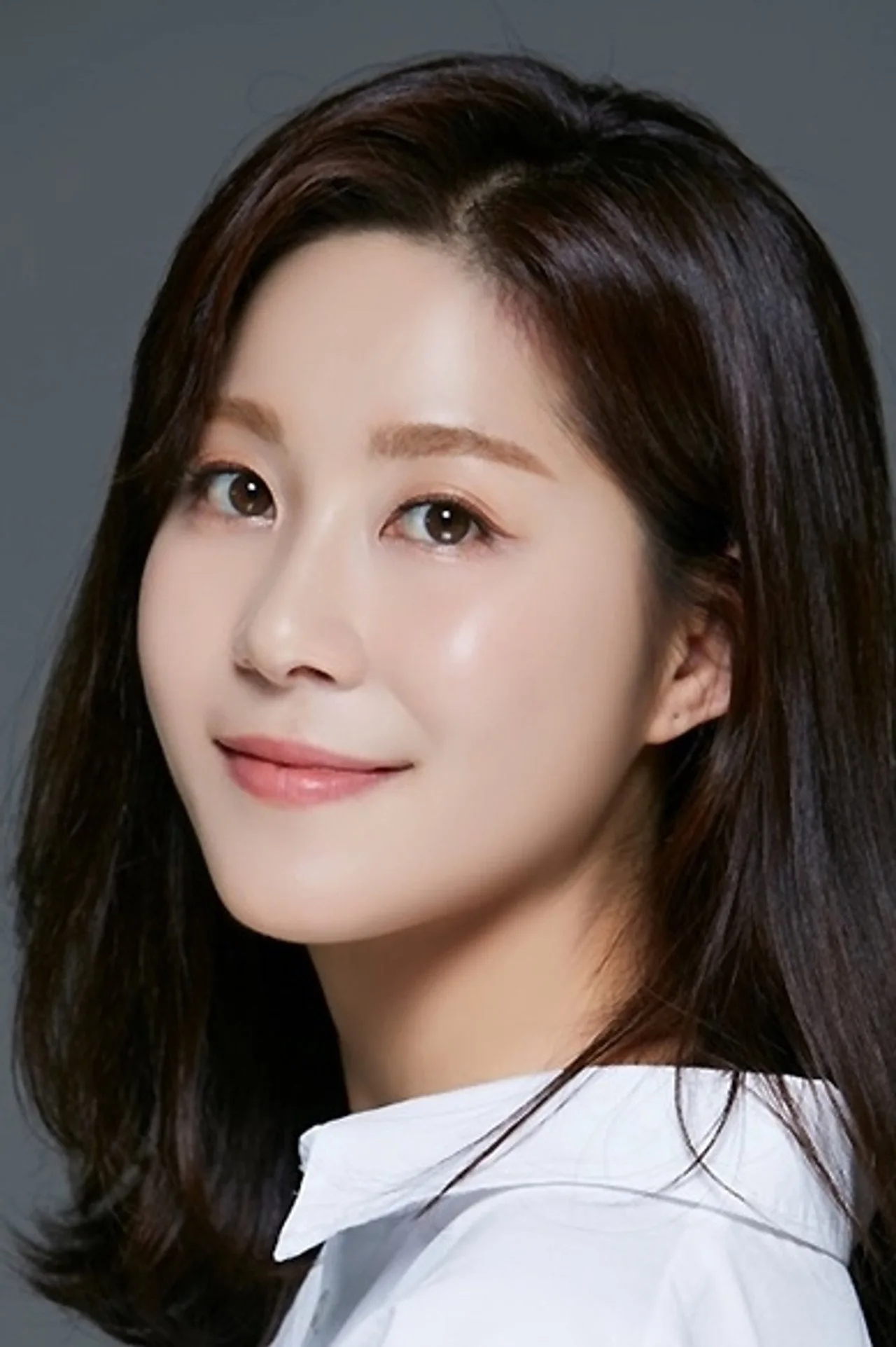 Imagem de Shin Hyun Soo — A luta no telhado de “A Bona Fide Killer”: o que Kong Hyo Jin revela