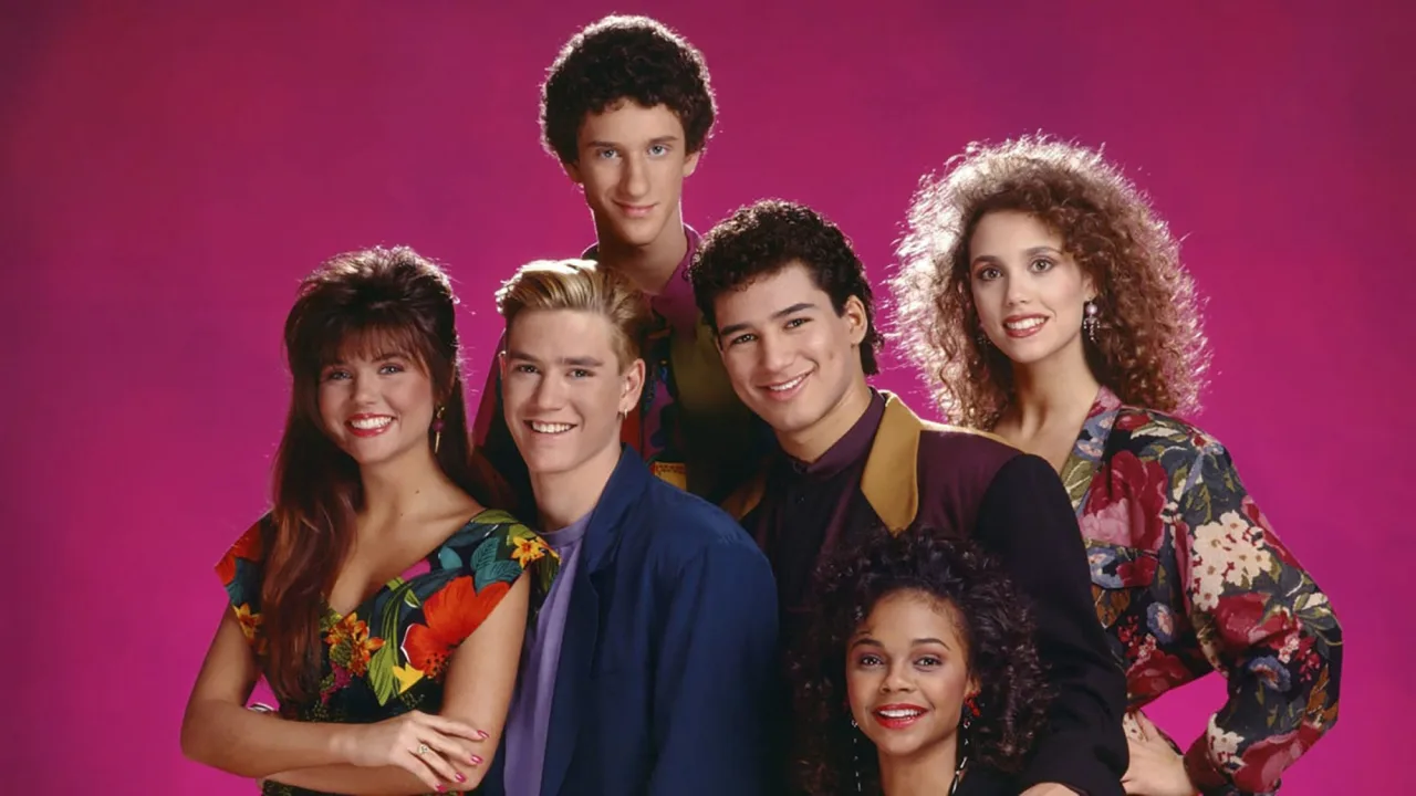 Imagem ilustrativa: Saved by the Bell: 7 curiosidades que explicam a história bagunçada da série