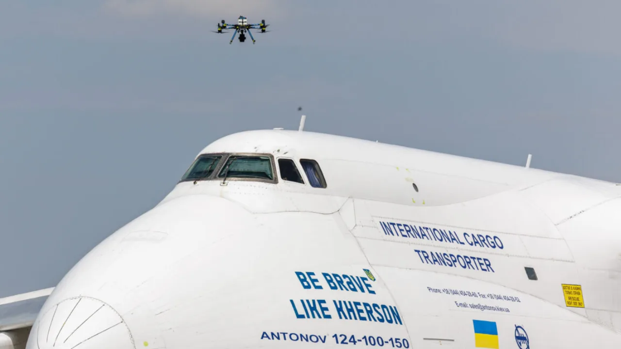 Imagem ilustrativa: Drone explosivo perto de avião ucraniano em Leipzig: o que realmente aconteceu?