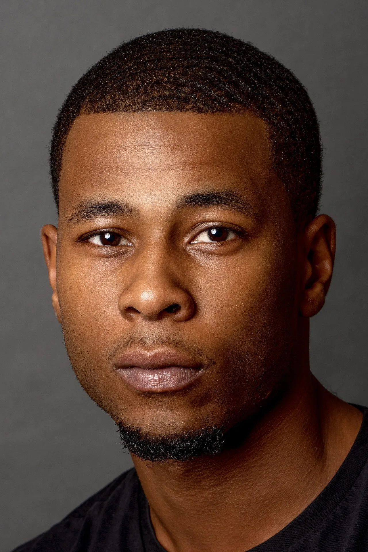Imagem de J. Alphonse Nicholson — Lanterns Episódio 3: Por que a trama de DNA de John Stewart incomoda?
