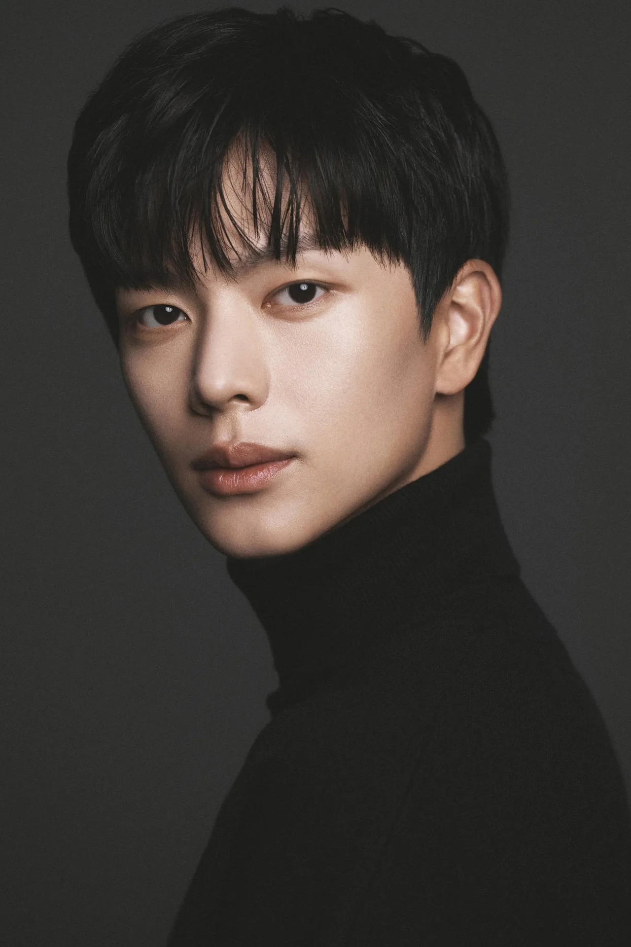 Imagem de Yook Sungjae — Go Soo volta ao romance em Nine to Six