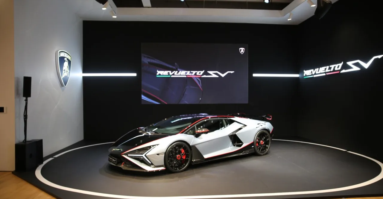 Imagem ilustrativa: Lamborghini Revuelto SV: o que muda e por que isso importa