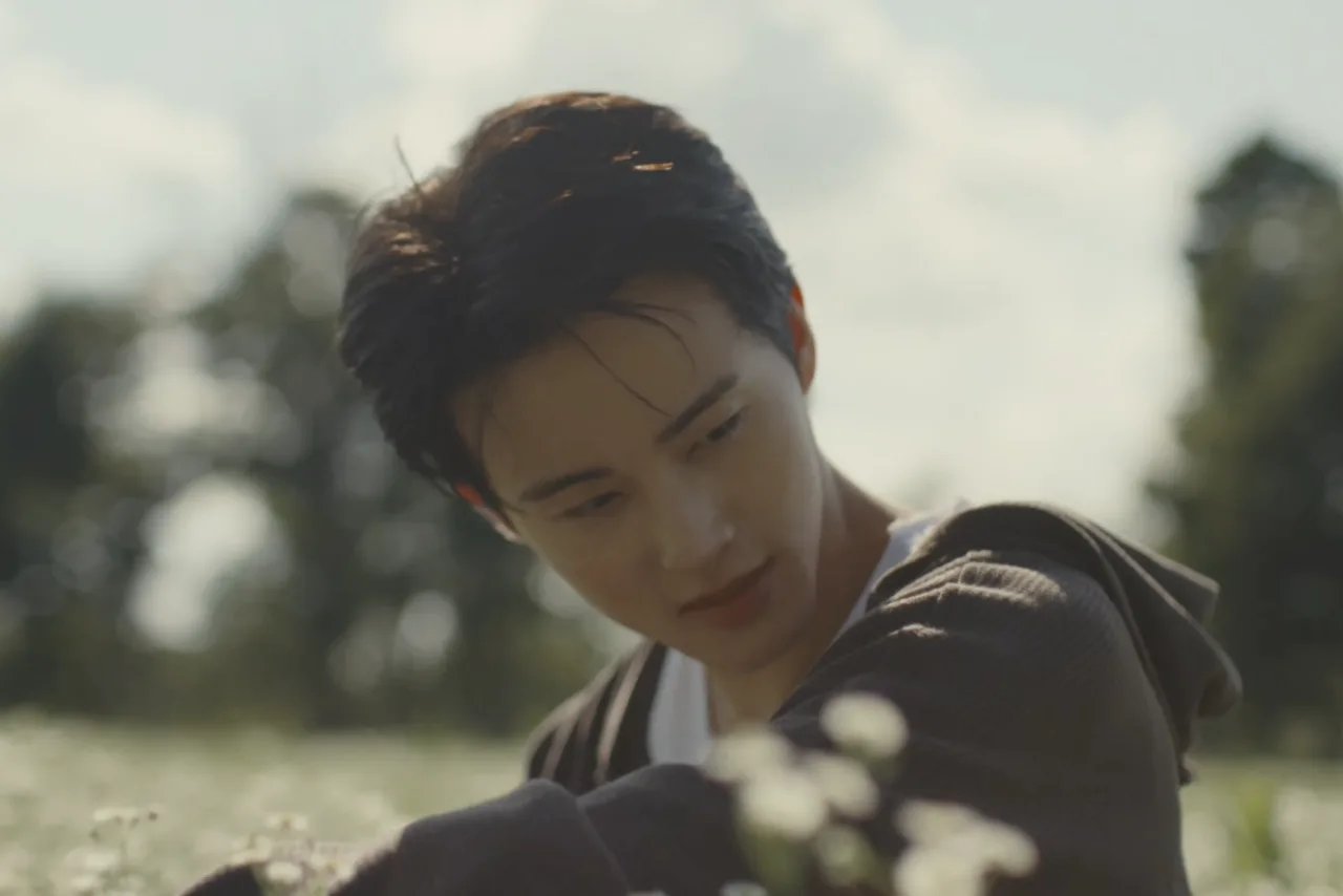 Imagem ilustrativa: Mark Lee lança solo 'My Friend': o que o teaser mostra