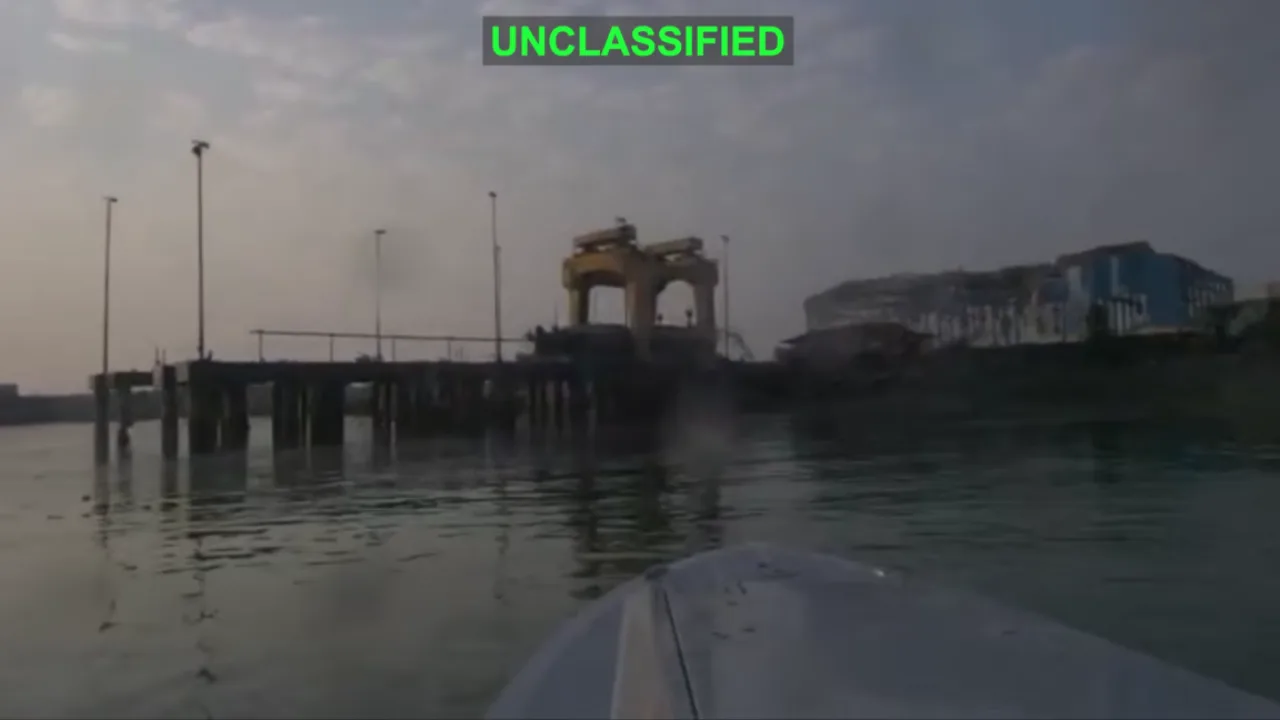 Imagem ilustrativa: Drone boat explosivo dos EUA ataca submarino iraniano em operação inédita