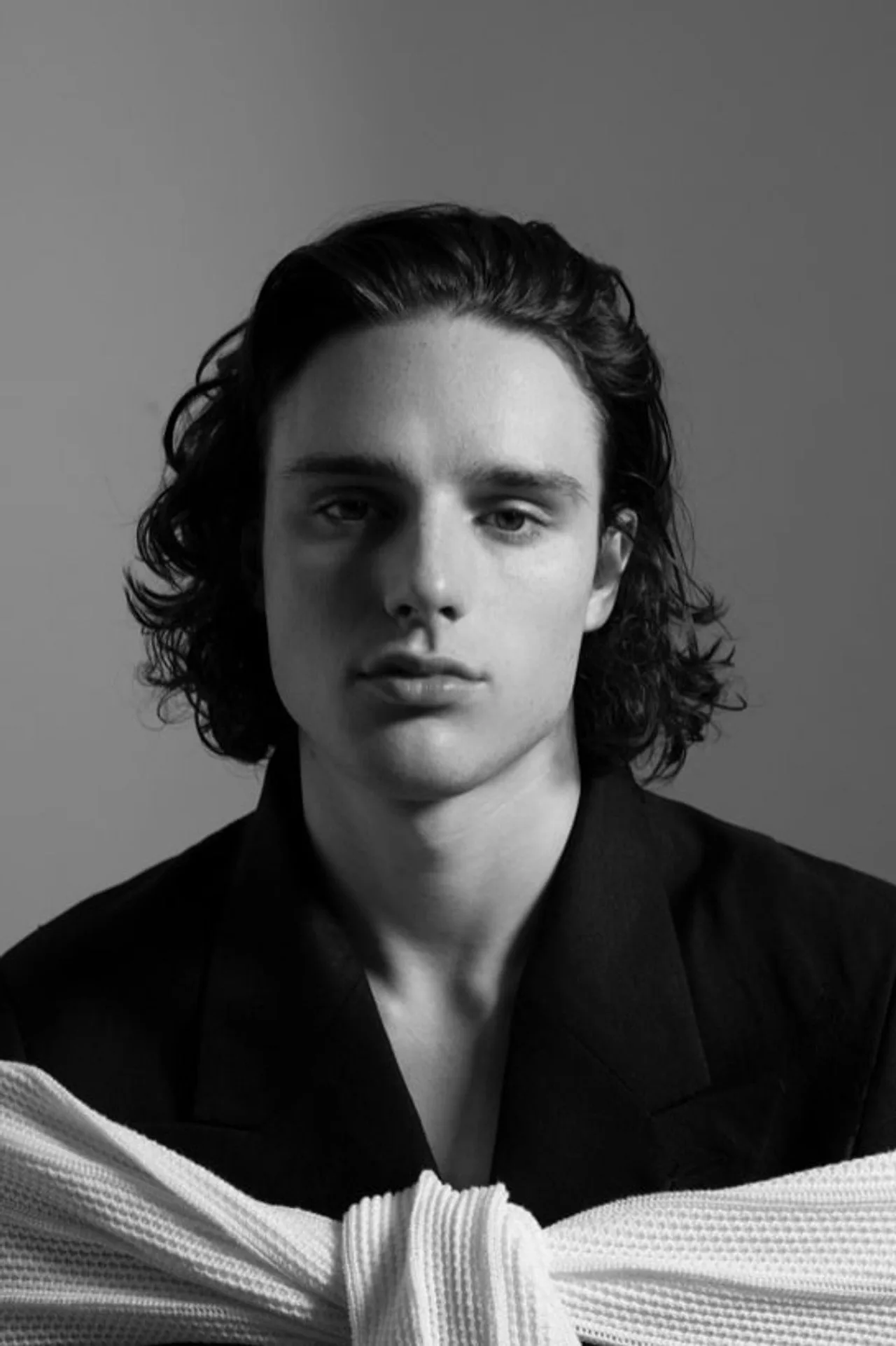 Imagem de Harry Collett — Harry Collett pede para James Gunn escalar Nightwing no DCU