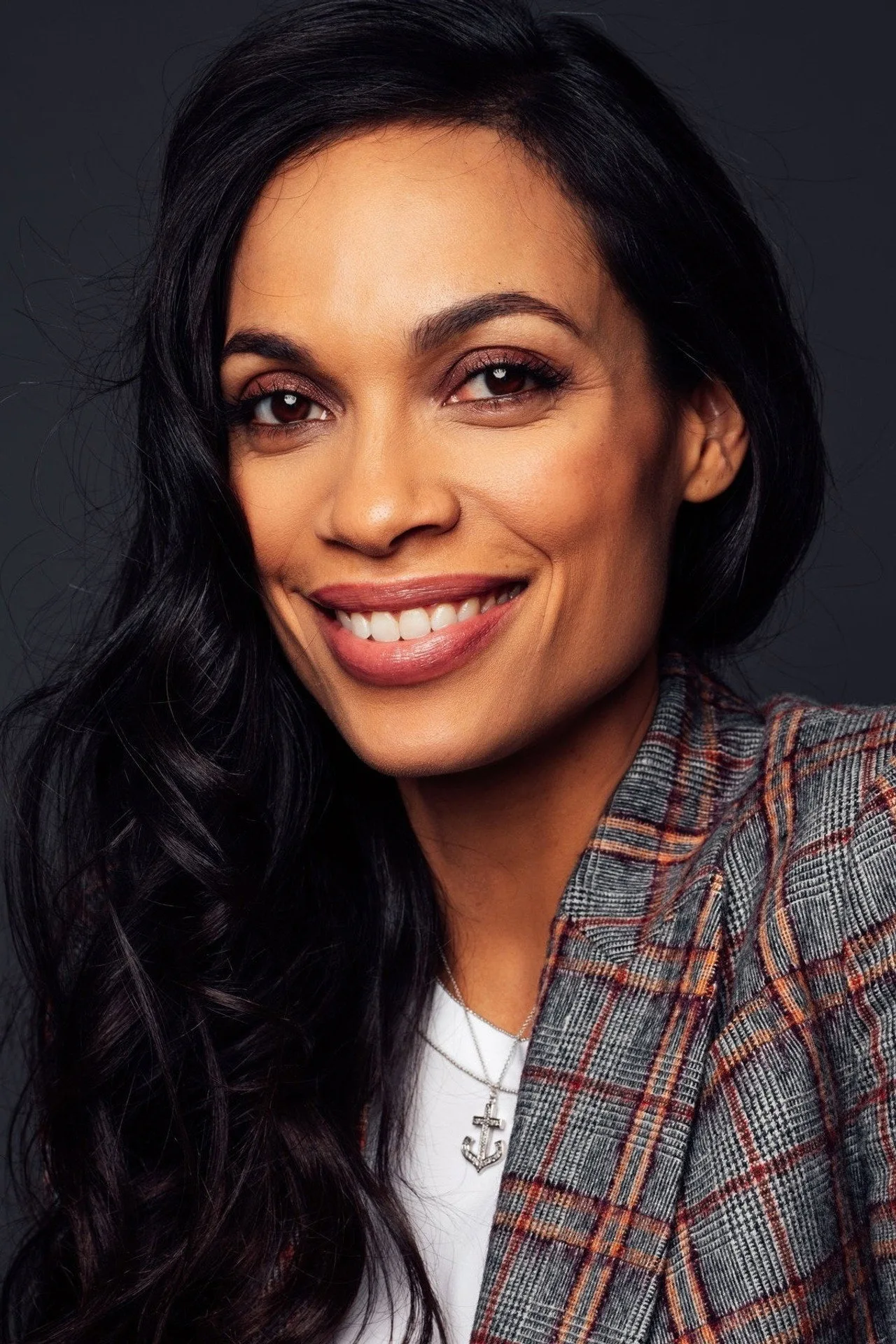 Imagem de Rosario Dawson — Rosario Dawson: por que sua cena cortada em Spider-Man: Brand New Day