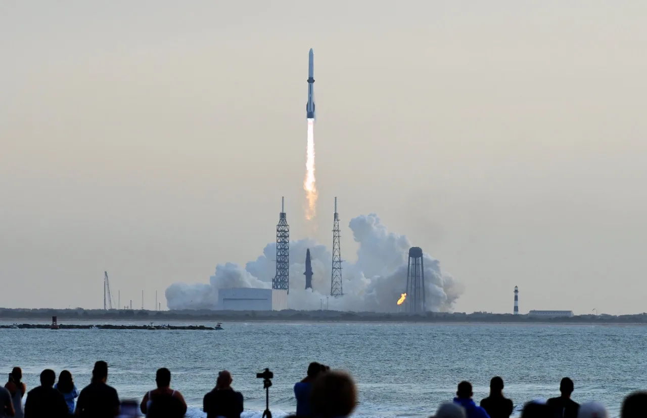 Imagem ilustrativa: Blue Origin faz história: foguete New Glenn é reaproveitado com sucesso em missão épica